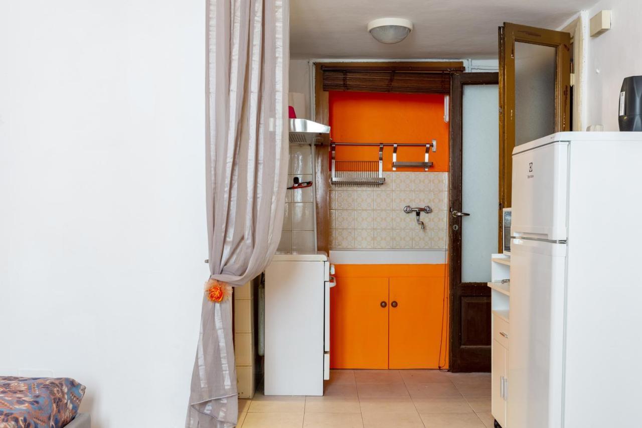 Darsena Navigli - Porta Genova M2 Studio Милано Екстериор снимка